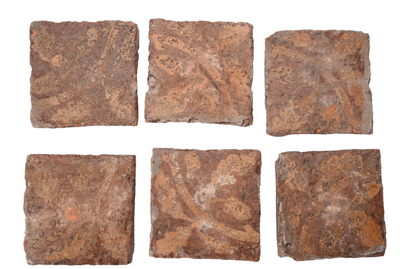 Inline Image - Lot 348: A set of six encaustic decorated tiles, English or French, circa 15th century | £300-500 (+fees)