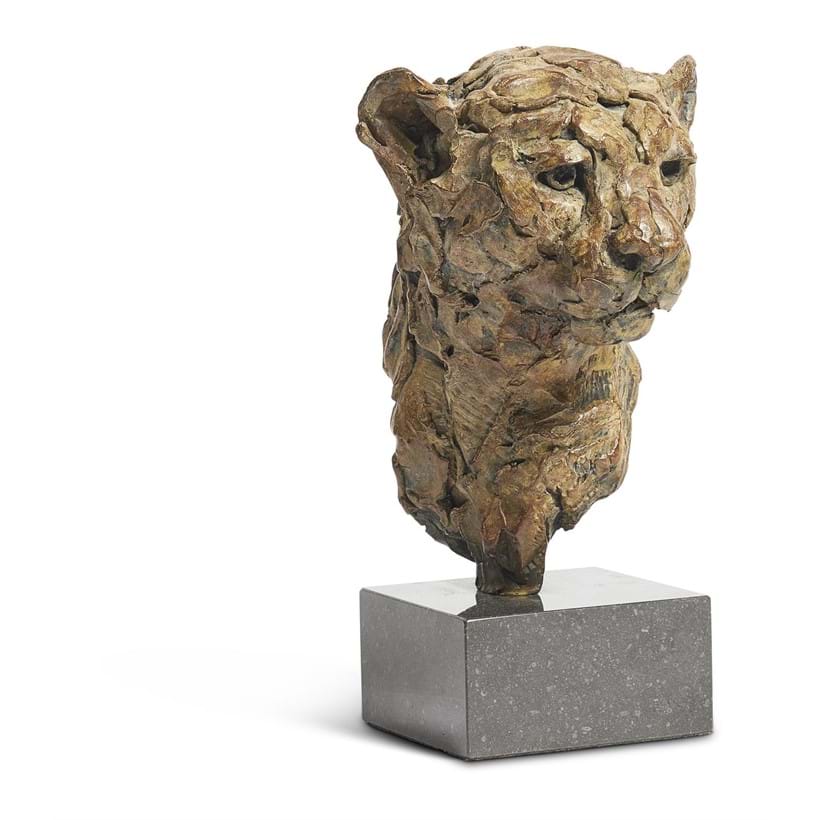 Inline Image - Lot 113: HAMISH MACKIE (B. 1973) CHEETAH HEAD, BRONZE ON A DARK GREY MARBLE PLINTH | Sold for £16,250