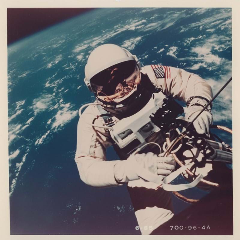 Space Exploration Photography and Ephemera | Auction Highlights | 17 March 2021