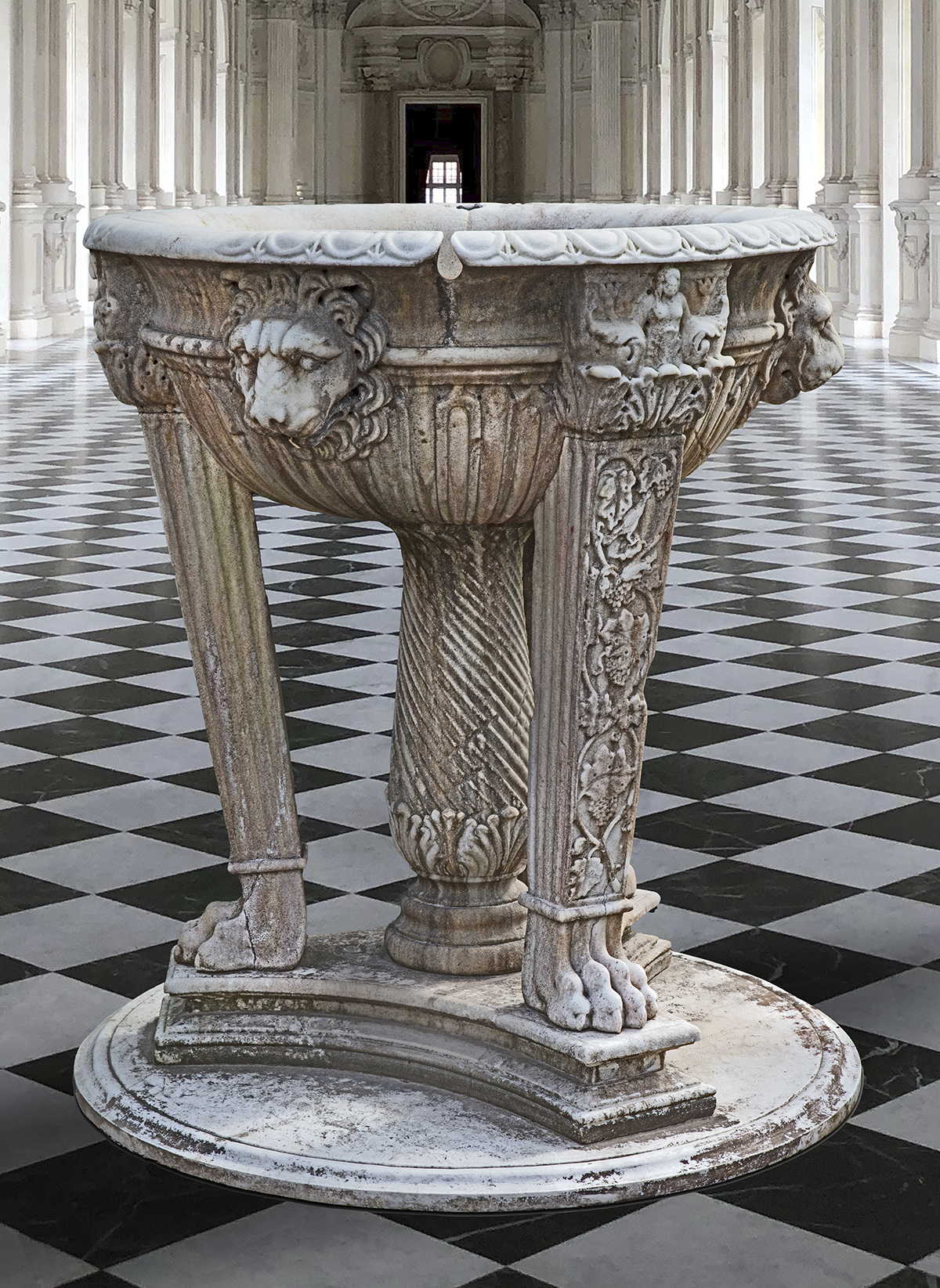 Inline Image - Lot 210: A sculpted marble planter in the manner of a Roman marble basin and tripod, 20th century | Est. £10,000-15,000 (+fees)