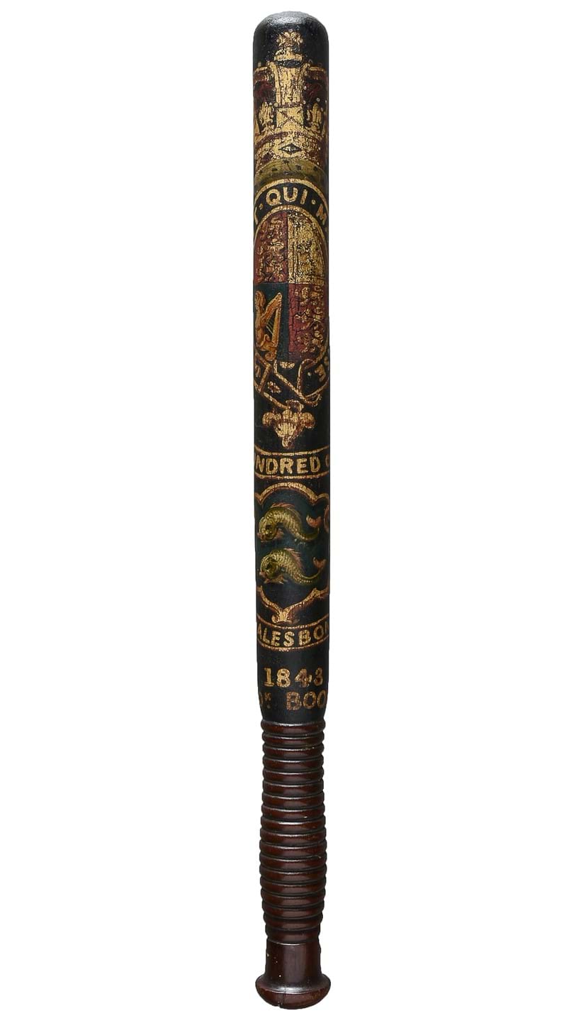 Inline Image - Lot 448: An early Victorian painted and dated wood truncheon for the Hundred of Whalesbone | Est. £800-1,000 (+fees)