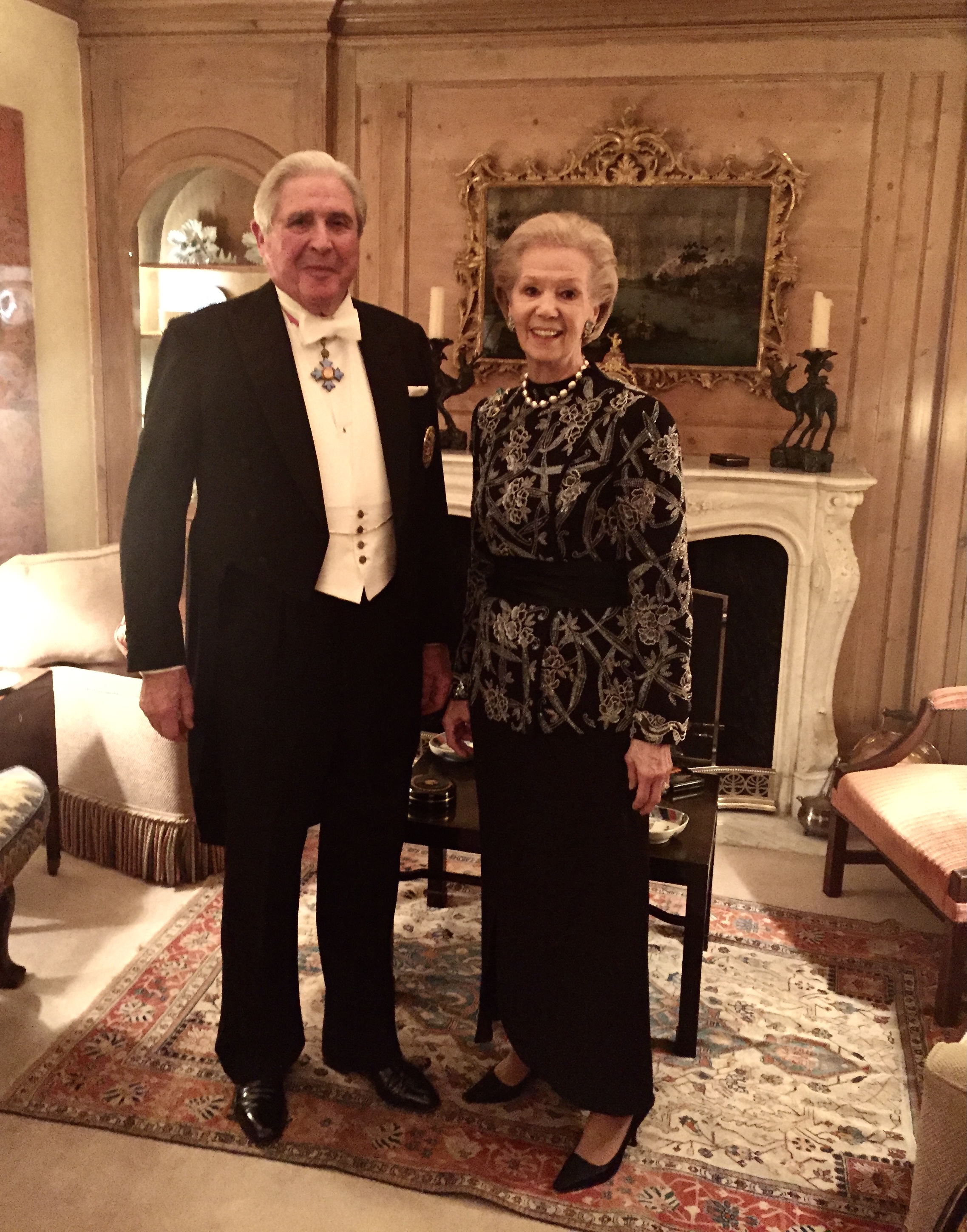 Inline Image - Sir David and Lady Scholey