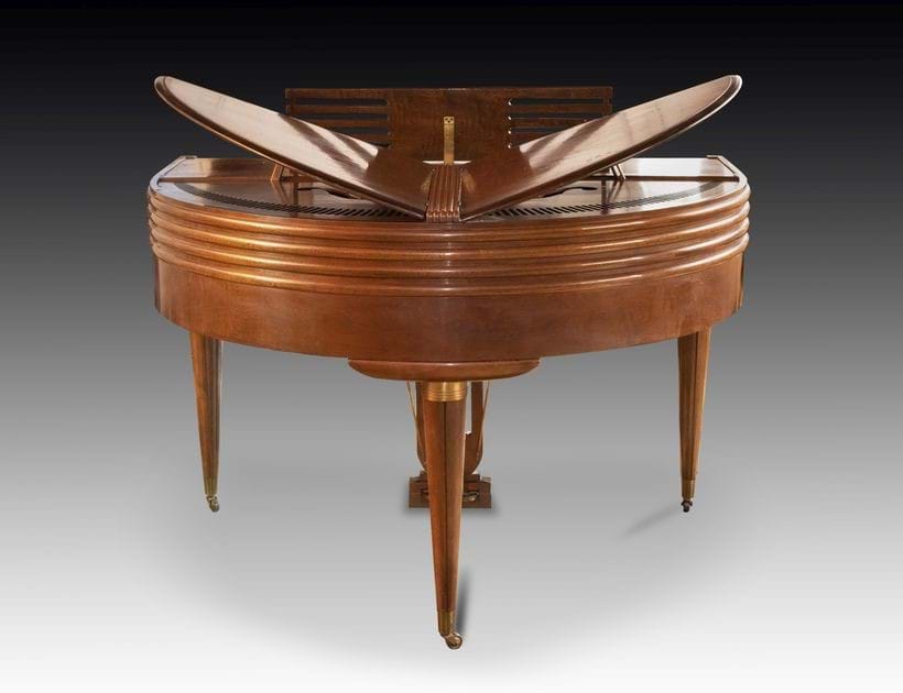 Inline Image - Wurlitzer Butterfly Grand Piano, Cincinnati, ca 1937 | Click the image to watch the video and learn more.