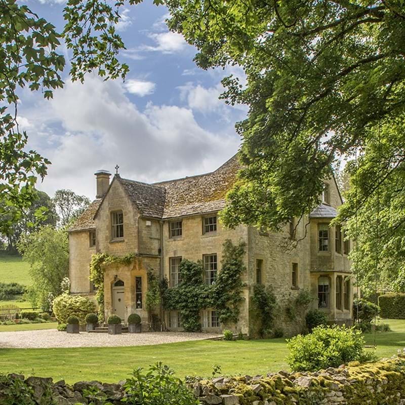 Auction Highlights | Interiors: Summer Sale, to include the selected contents of a Gloucestershire rectory | 11 & 12 August 2021