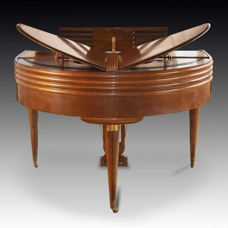 Lot 39: Wurlitzer, Cincinnati; a 4'1'' butterfly grand piano, circa 1937