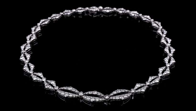 Inline Image - Lot 644: Stephen Webster, a diamond collar necklace | Est. £3,000-5,000 (+ fees)