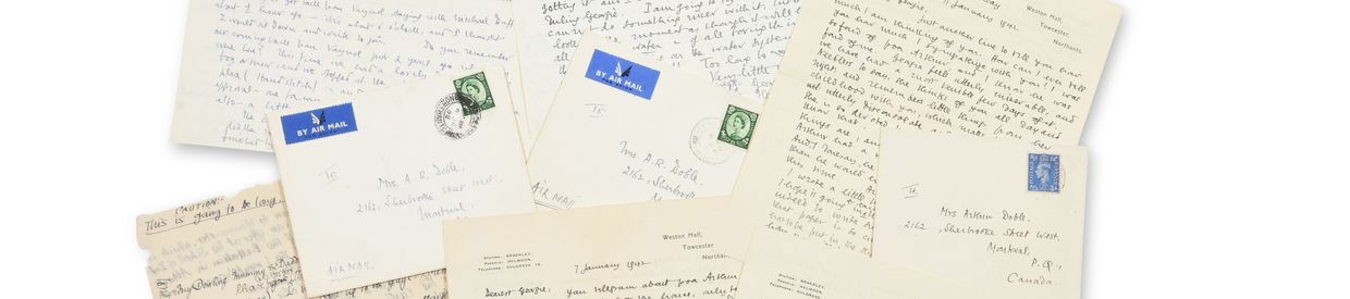 LOT 400: AUTOGRAPH LETTERS TO GEORGIE AND ARTHUR DOBLE