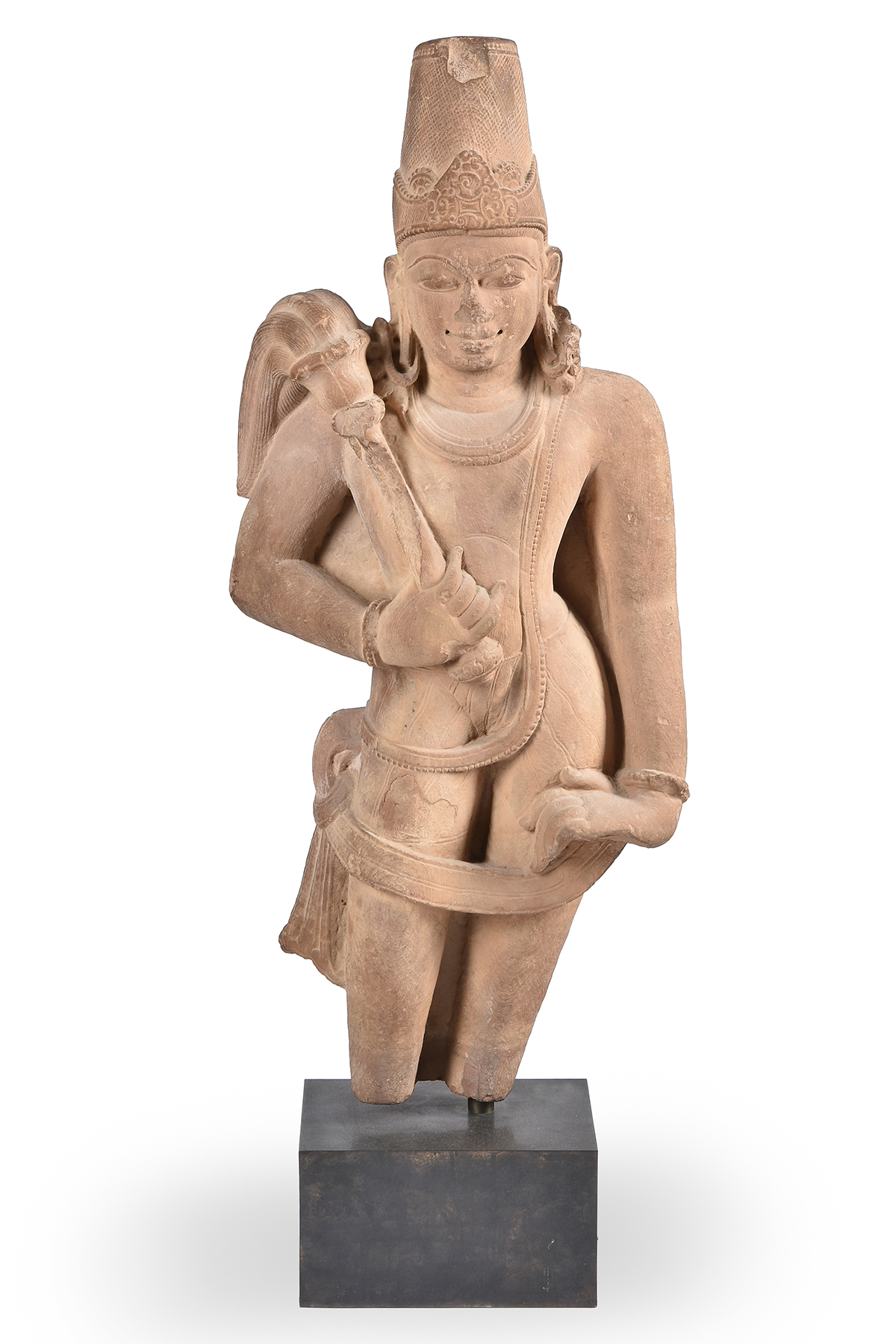 Inline Image - Lot 467: A fine large buff sandstone figure of a Chauri Bearer, Central India, circa 9-11th century | Est. £3,000-5,000 (+ fees)