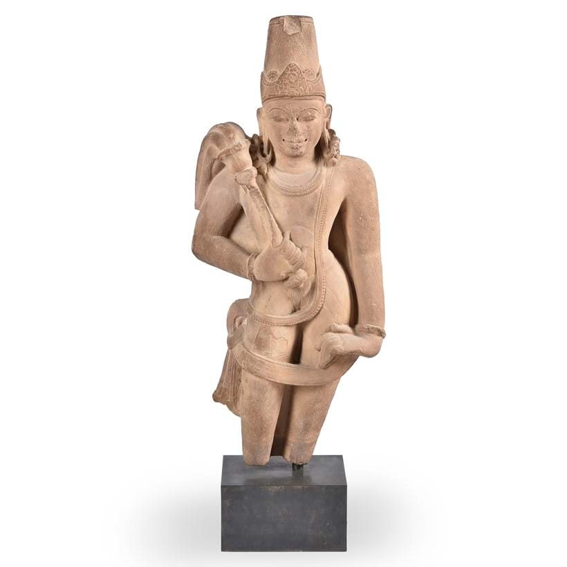 Inline Image - Lot 467: A fine large buff sandstone figure of a Chauri Bearer, Central India, circa 9-11th century | Est. £3,000-5,000 (+ fees)