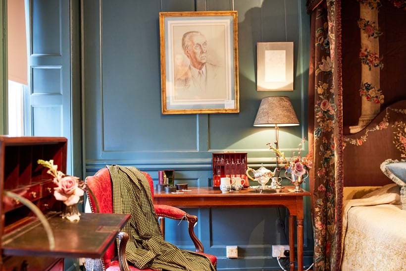 Inline Image - Donnington Priory | Designed by Nina Campbell