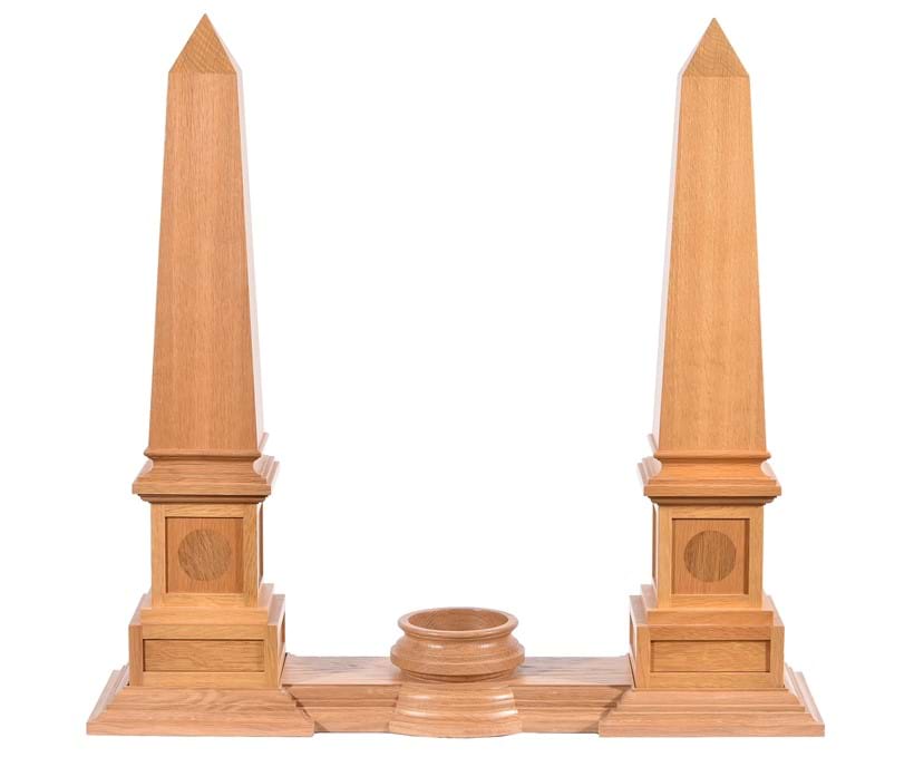 Inline Image - Lot 157: A pair of oak obelisks with stand, manufactured in 2012 by N E J Stevenson, Ltd | Est. £300-500 (+ fees)
