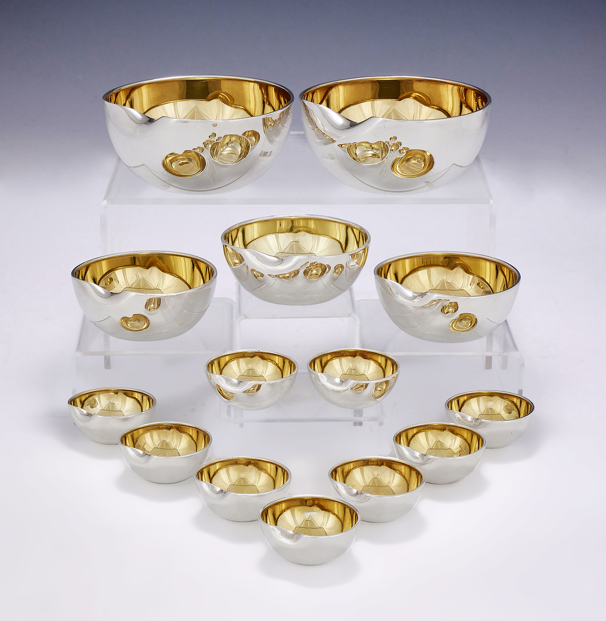 Property from the Collection of Victoria, Lady de Rothschild | Tomasz Starzewski's Top Picks