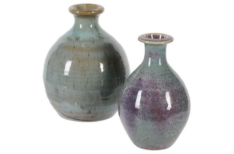Inline Image - Lot 202: λ Edward Hughes (1953-2006), two similar bottle vases | Est. £450-550 (+ fees)