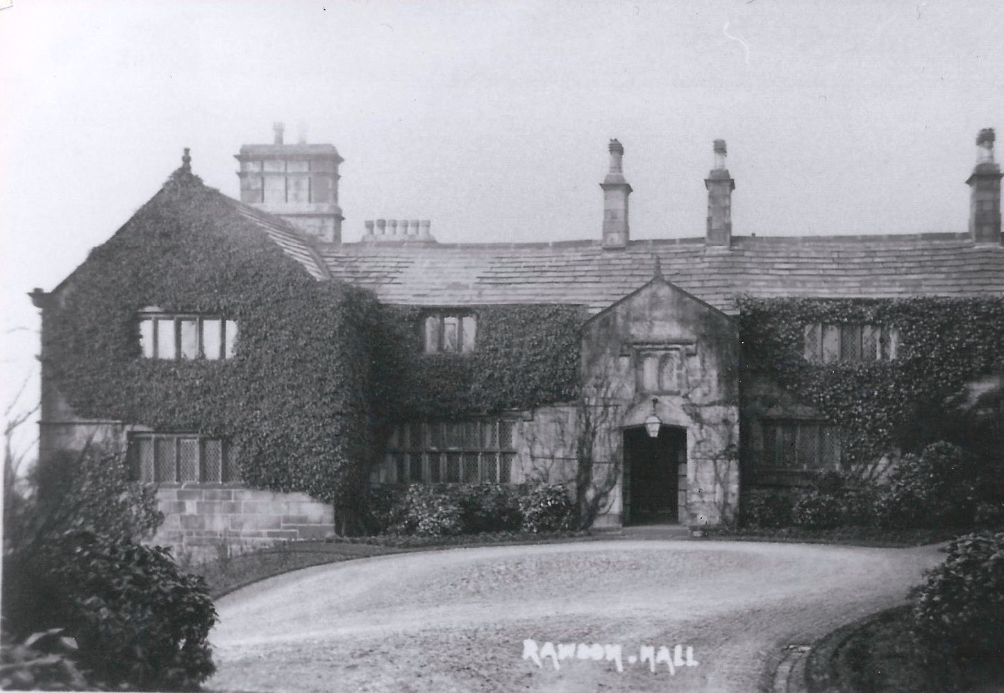 B038 Rawdon Hall.JPG