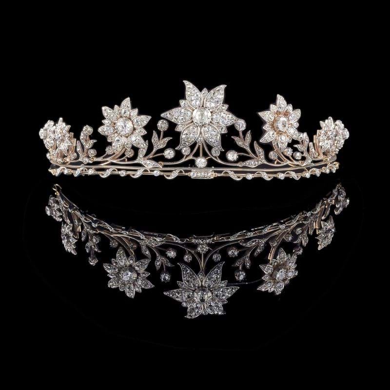An Early 20th Century Convertible Diamond Floral Tiara/Necklace by Carrington & Co to be auctioned | 7 July 2022
