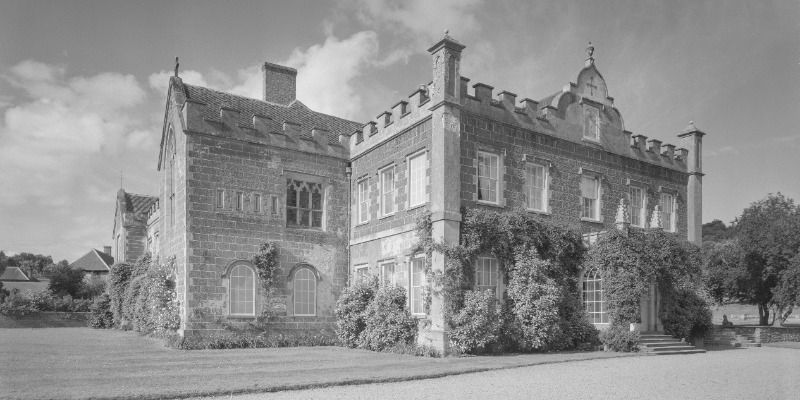 14480_30_Flaxley_Abbey_0008 800 x 400.jpg