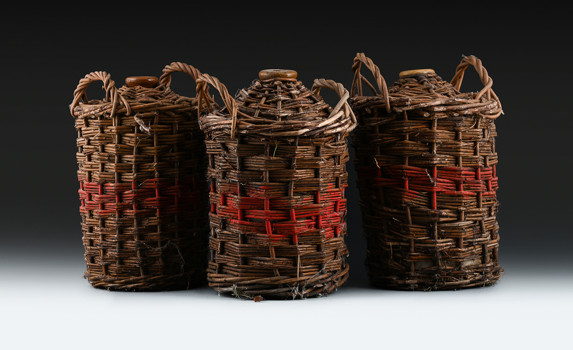 Royal Navy Imperial Rum from 1970 to be sold at auction | Fine and Rare Wine and Spirits | 8 December 2022