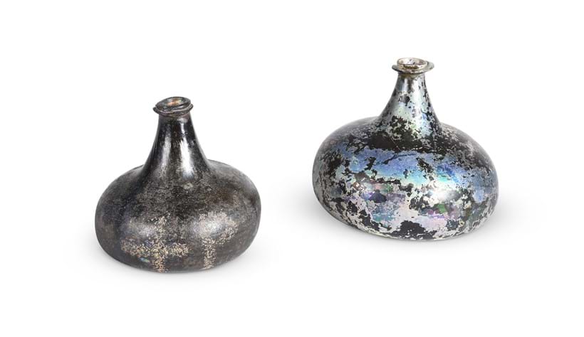 Inline Image - Lot 467: Two ‘Onion' shape wine bottles, early 18th century | Est. £600-800 (+ fees)