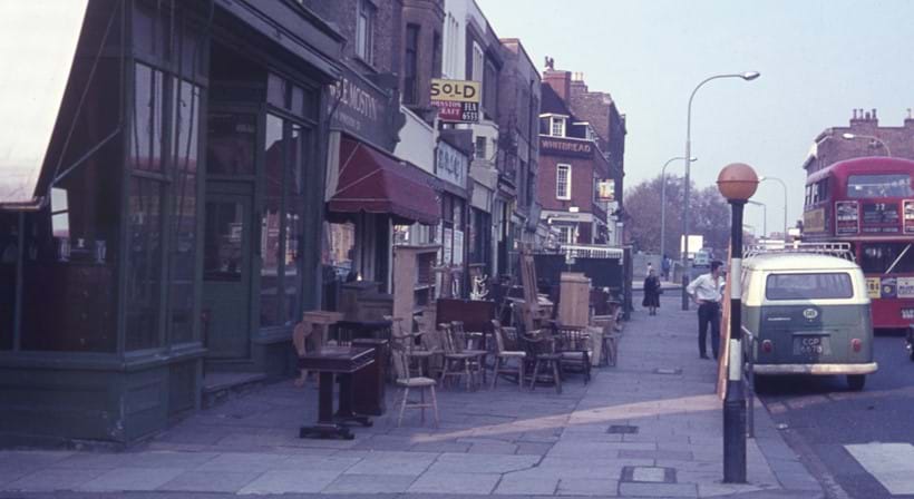Inline Image - Guinevere Antiques, on the King's Road in the 1960s