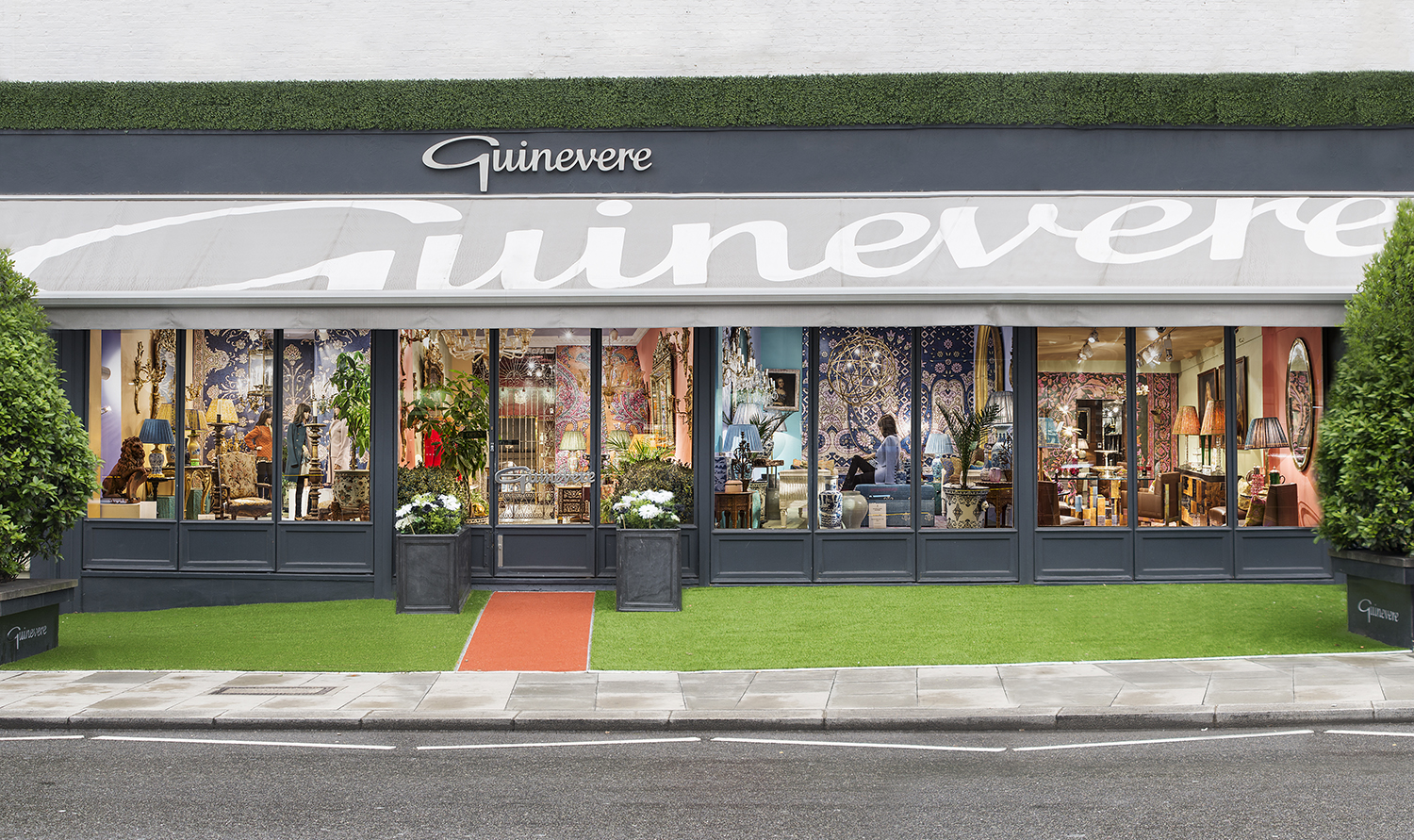 Guinevere Takes A Bow | Celebrating 60 Years On The King's Road
