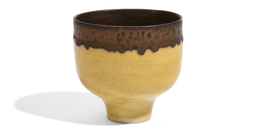 Inline Image - Lot 61: λ Lucie Rie (Austrian/British 1902-1995), porcelain bowl | Est. £10,000-15,000 (+ fees)