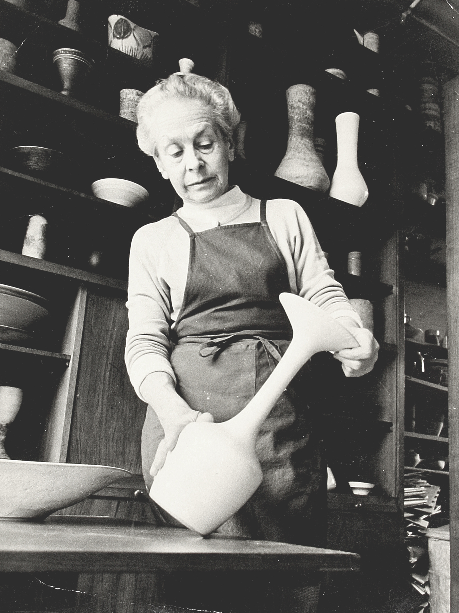 Inline Image - © Estate of Lucie Rie. From the collections of the Crafts Study Centre, University for the Creative Arts, RIE/20/1/4/2