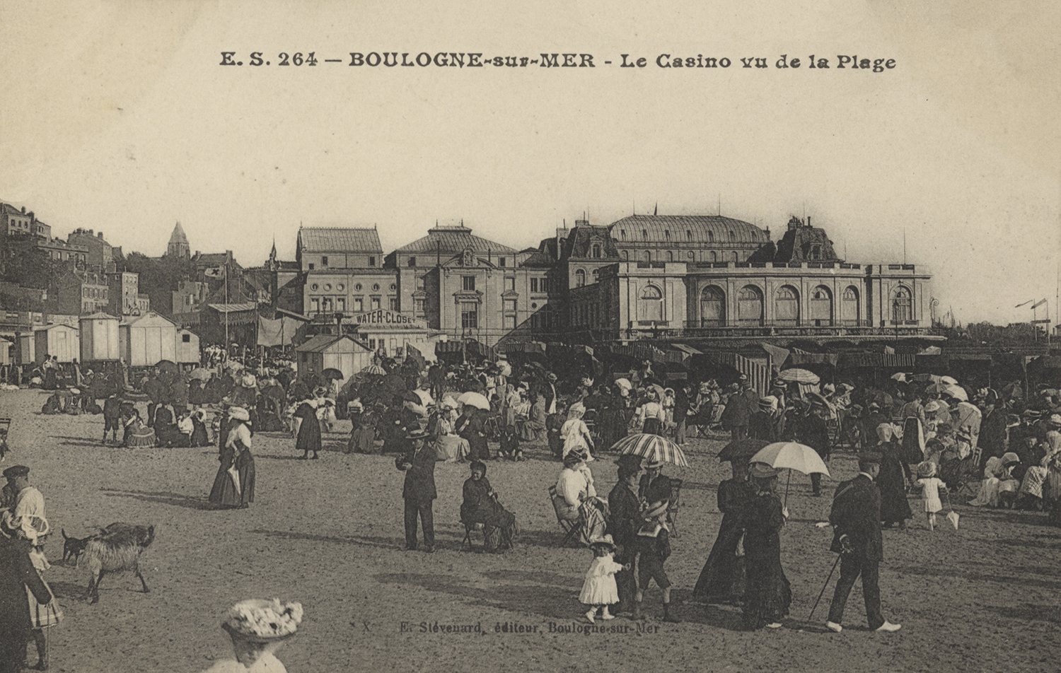 Casino, Boulogne-sur-Mer. Private Collection. Look and Learn. Elgar Collection. Bridgeman Images..jpg