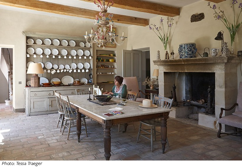 La Gonette image - credit Tessa Traeger 820 x 545 with credit.jpg