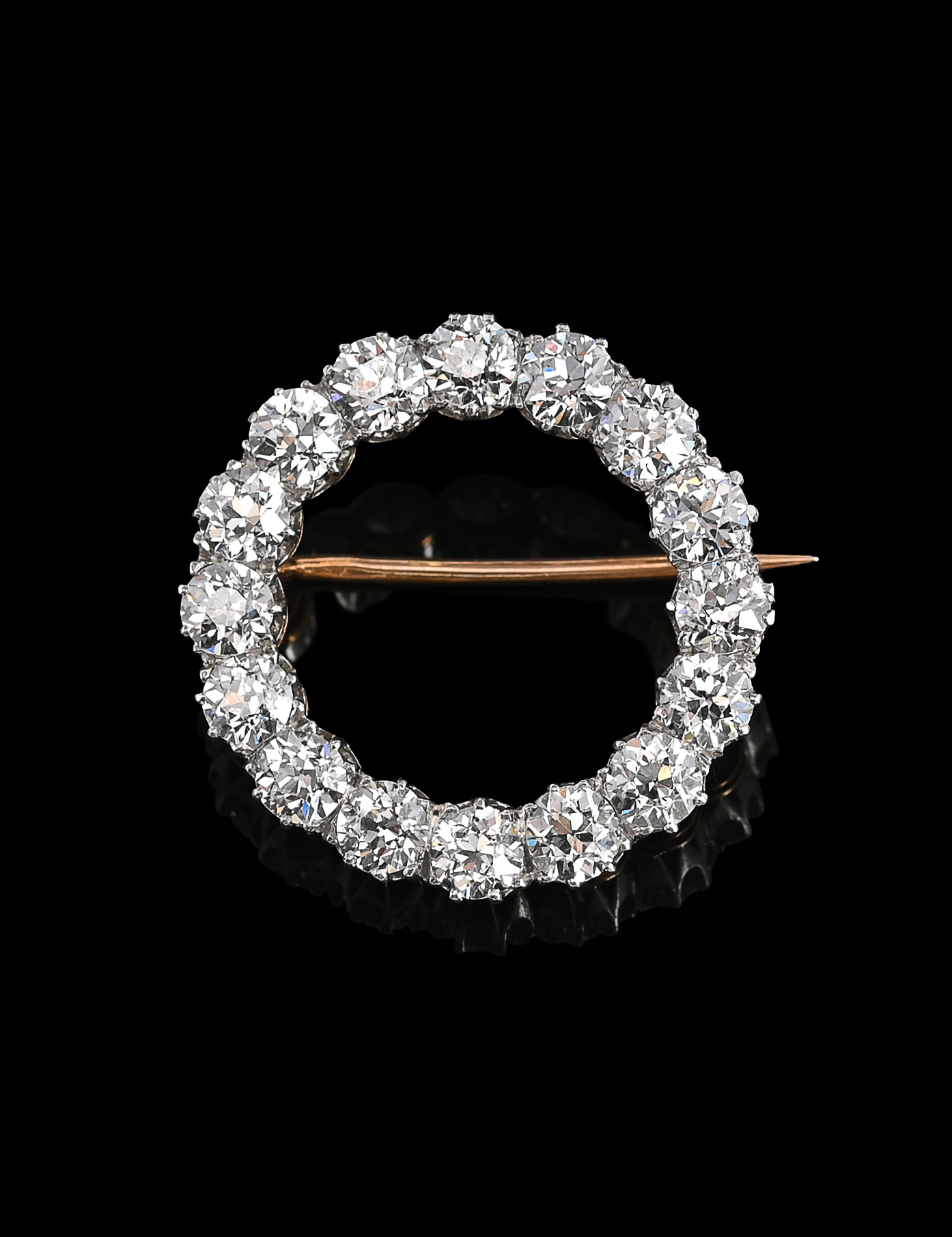 Inline Image - Lot 280: Tiffany & Co., a mid 20th century diamond circlet brooch | Est. £3,000-5,000 (+ fees)