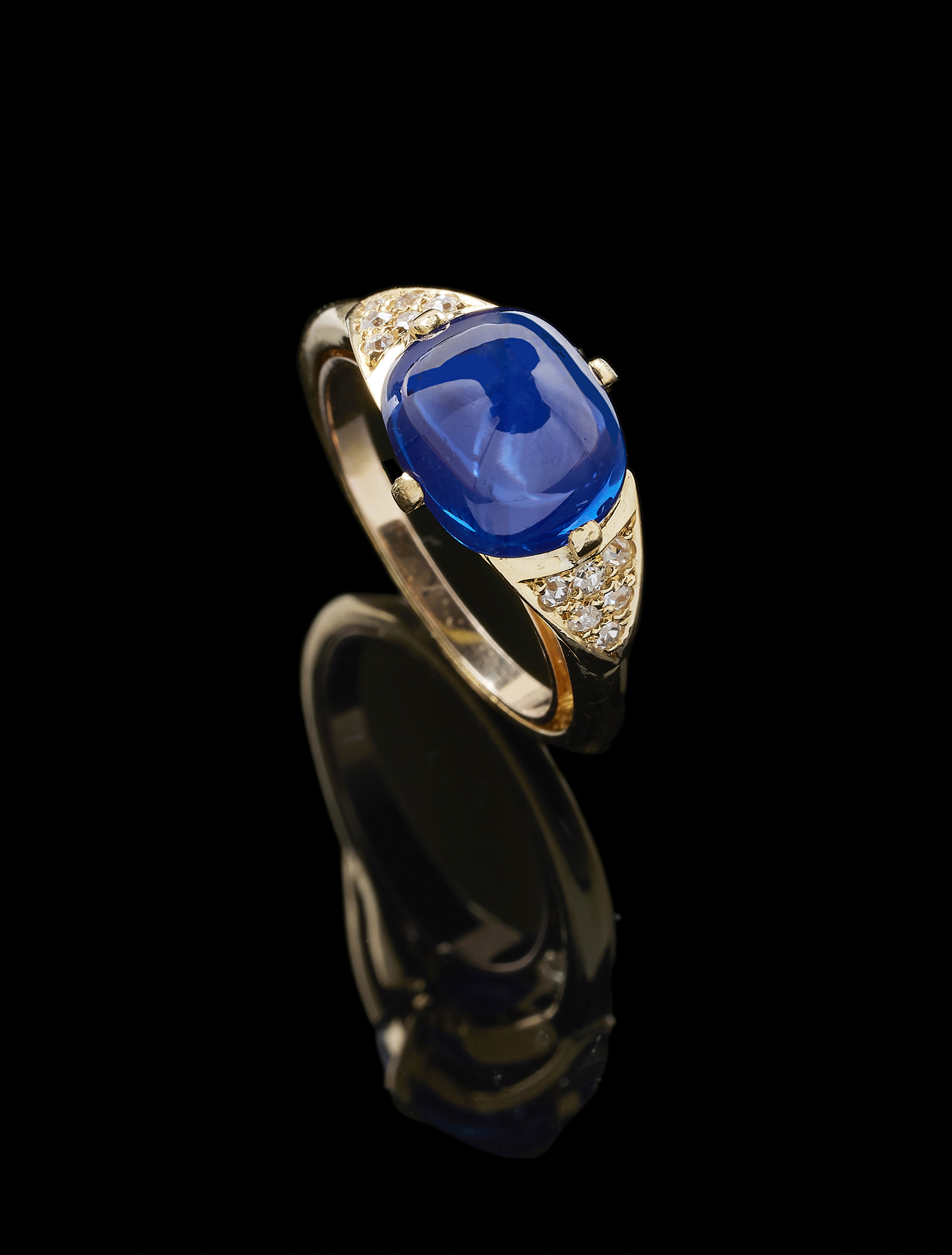 Inline Image - Lot 354: Asprey & Co., a Kashmir sapphire and diamond ring | Est. £40,000-60,000 (+ fees)