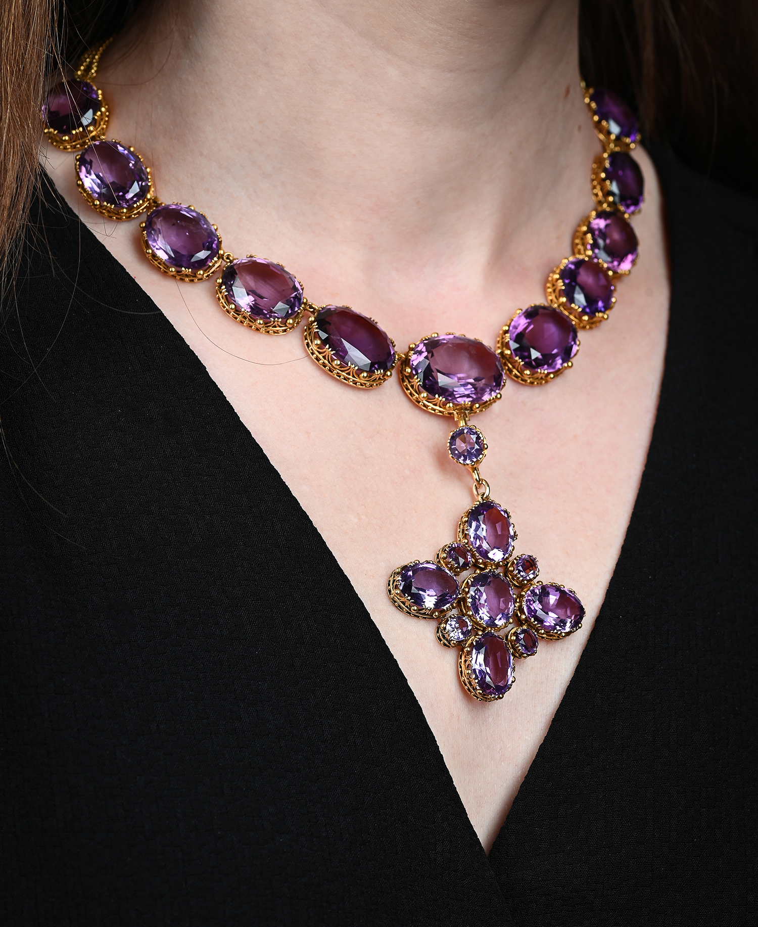 Inline Image - Lot 193: A mid Victorian amethyst parure, circa 1870 | Est. £4,000-6,000 (+ fees)