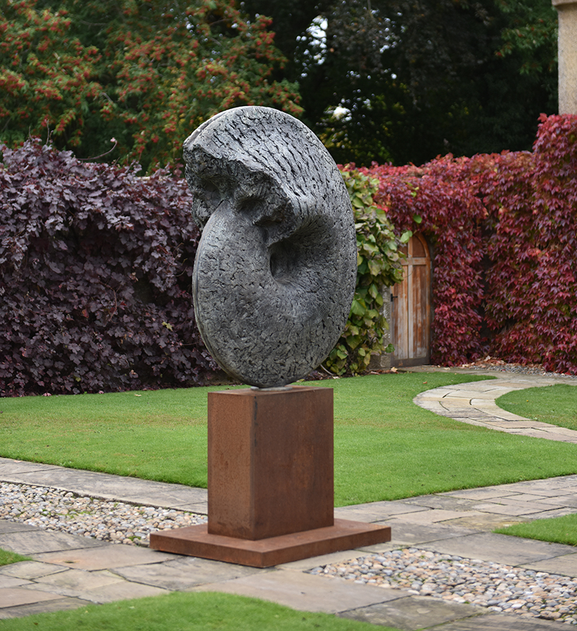 Hamish 05 - 820w.jpg