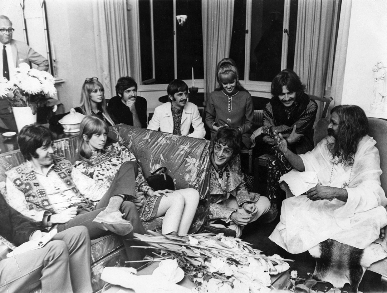 The Beatles, Jane Asher, Pattie Boyd, Maureen Starkey, Mike Mccartney, And Maharishi Mahesh Yogi At Jemima Pitman’S London Home On 31 August 1967