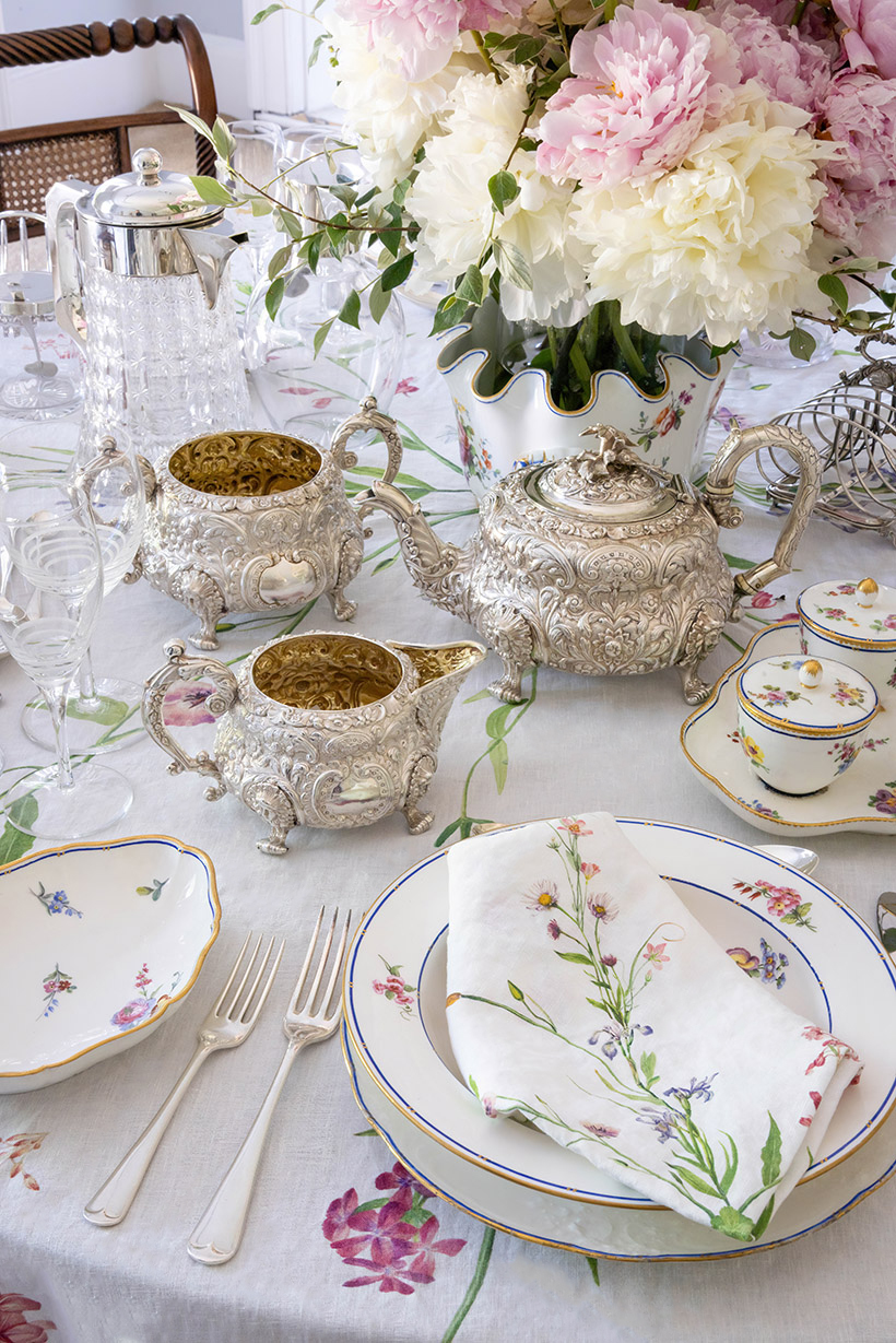 Edited 'Our June' Floral Linen Round Tablecloth ROOM SHOTS 116